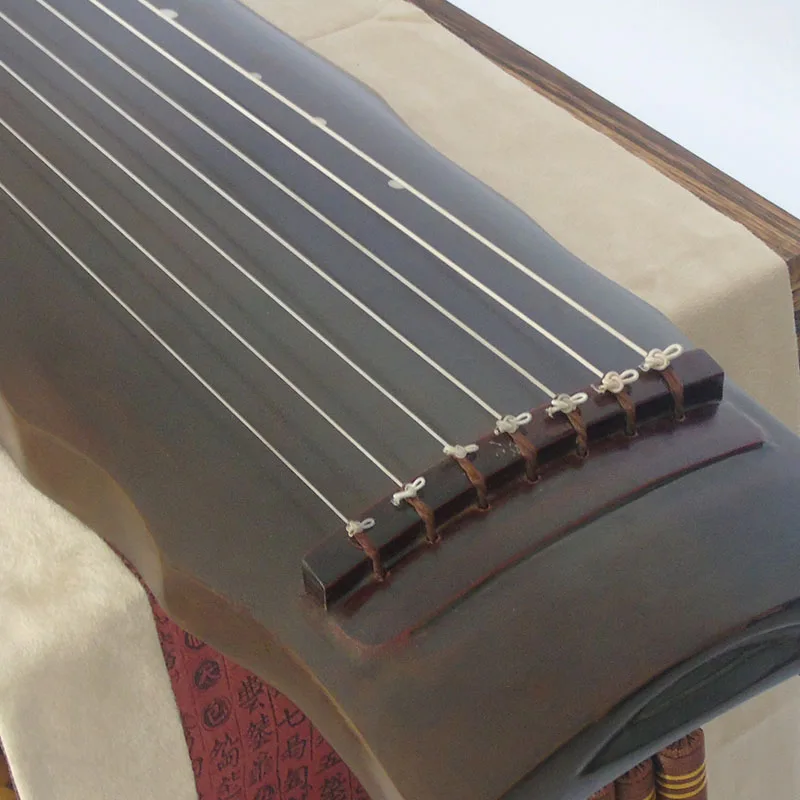 Grabado Gratuito, Guqin Chino  - Musical Instrument Book reseña y precio